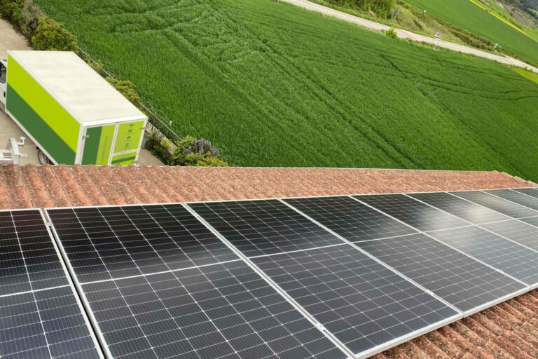 SolarTRES60 permite adquirir financiación para proyectos de energía solar
