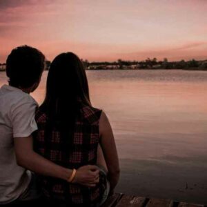 ¿Cómo saber si realmente estás enamorado de alguien cuando está en una relación a distancia?