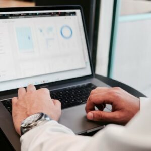 Las gestorías ofrecen una gran cartera de servicios a las Pymes y a los autónomos