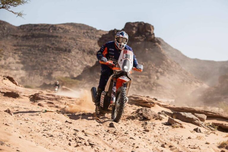 ADHESIVOSEMBARRADOS, ropa deportiva off road personalizada