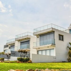 ¿Cómo está el aumento de la demanda de las inversiones inmobiliarias en la costa española?