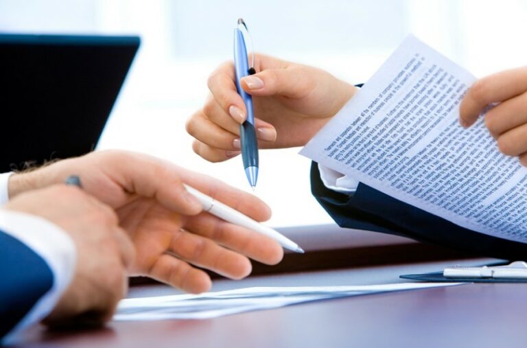 ¿Cómo afecta la muerte o jubilación del empresario a los contratos de trabajo?