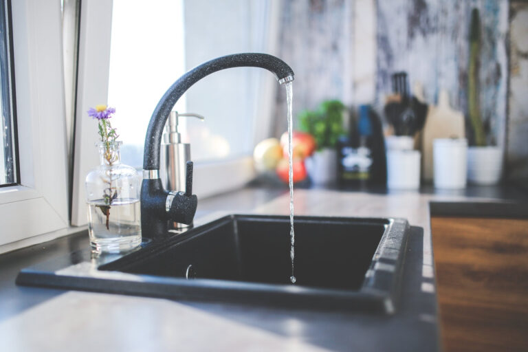 Filtra fácilmente el agua del grifo
