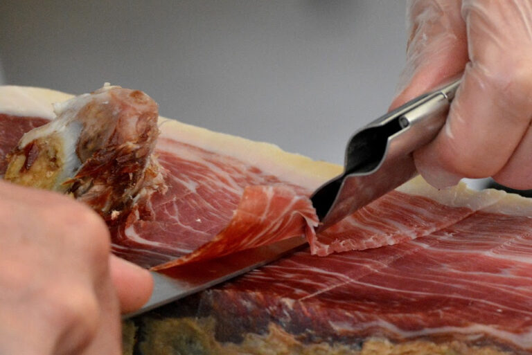 Consejos para comprar un jamonero