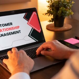 Descubre las ventajas de utilizar un software CRM para la eficiencia empresarial