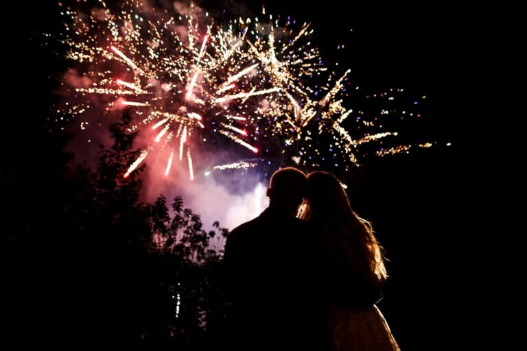Amplia gama de petardos y fuegos artificiales en las ofertas en pirotecnia de Petardos AM