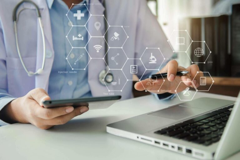 Las ventajas de la implementación de tecnología en los hospitales y centros sanitarios