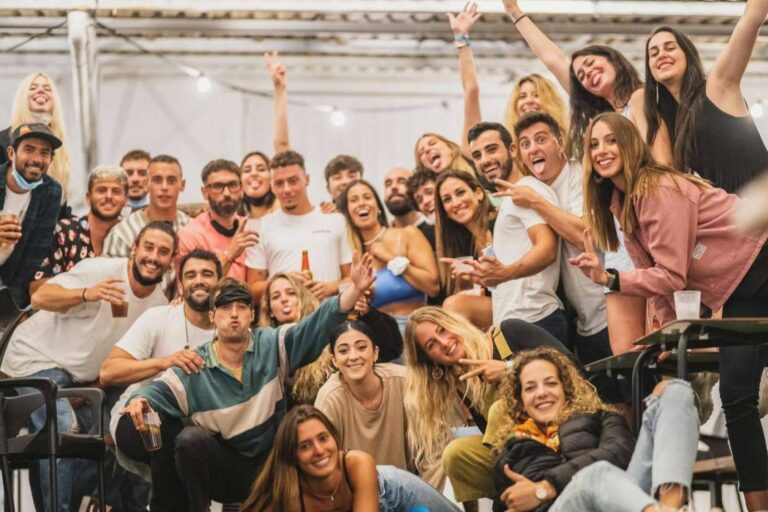 Family Surfers - Surfcamp Las Dunas, un turismo de moda entre los jóvenes