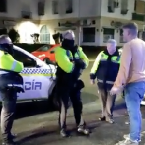 Piden el cese de un policía de Jerez por golpear a un ciudadano