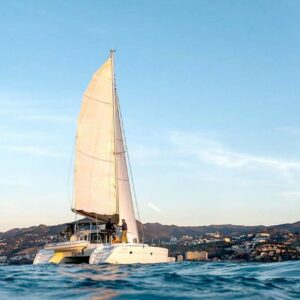 Disfruta del mar en primera persona con las mejores empresas de barcos de Málaga