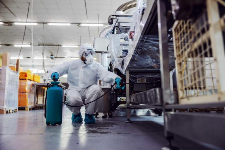 ¿Qué deben cumplir las empresas distribuidoras de material sanitario?, según Índico
