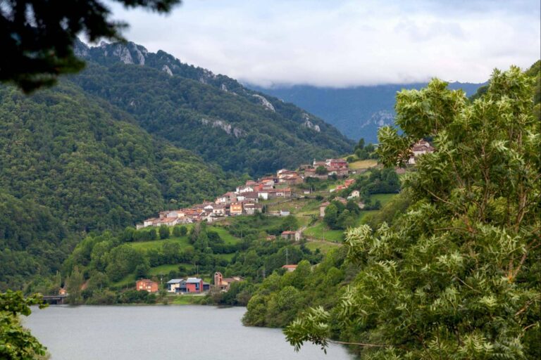 La oportunidad de tener una casa en Colunga con Iberia North