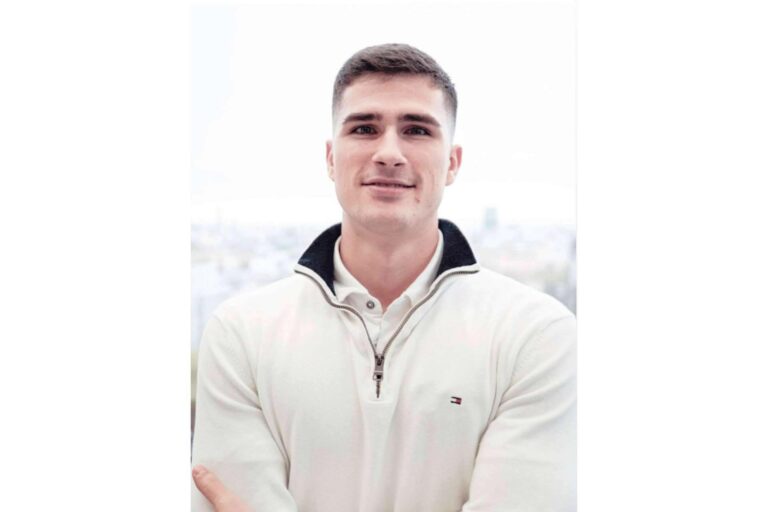 Mathew Wainwright, el joven emprendedor que dirige las operaciones de Opulentia Capital