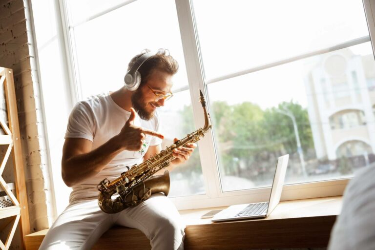 La escuela de música Erizo brinda clases de saxofón online adaptadas a todos los gustos y niveles