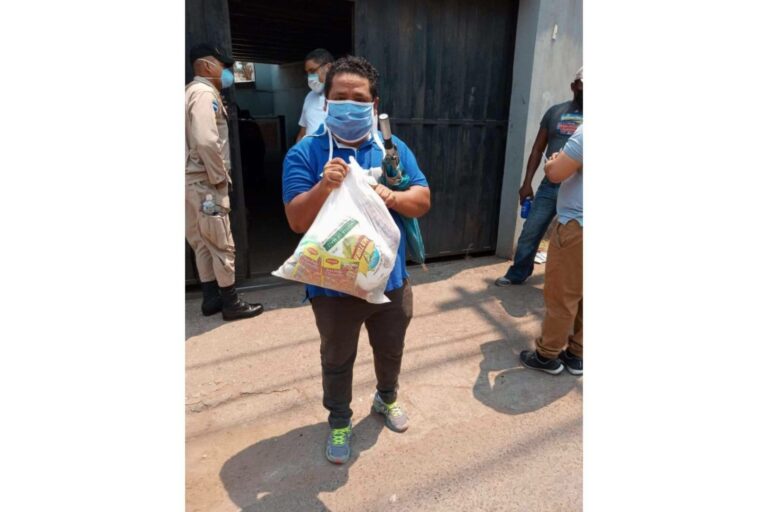 La entrega de alimentos básicos durante la pandemia y el compromiso de Elías Asfura con Fundación Marie