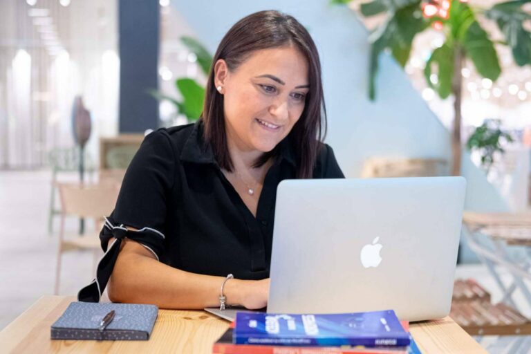 Conchi Sancar ayuda a readaptar las asesorías de empresas a las nuevas tecnologías