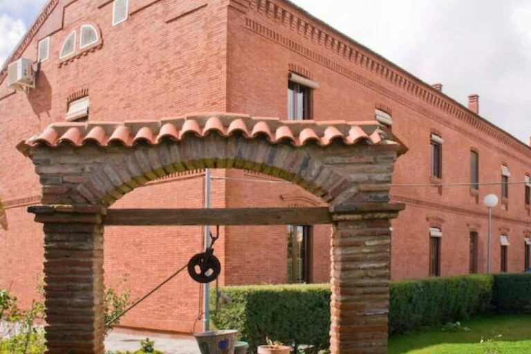 Casa Roja ofrece tratamientos para la adicción y la enfermedad mental