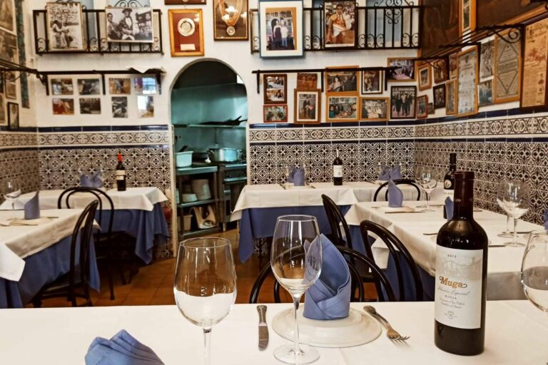 Casa Ricardo, el espacio donde comer un buen cochinillo asado en estas fiestas