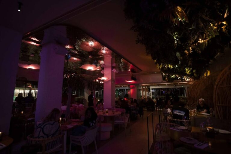 Sabbia by Gabbeach, un restaurante con espectáculo en Valencia