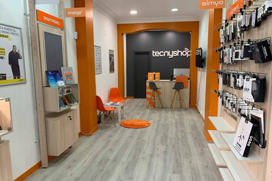 Tecnyshop pone a disposición un precio escalable y adaptabilidad a las necesidades del franquiciado