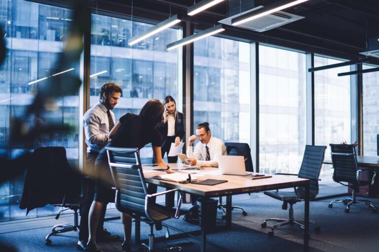¿Cómo prevenir la gestión de riesgo en las empresas constructoras?, por ARH ECONOMIST