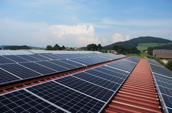 ¿Por qué instalar placas solares en Sevilla?