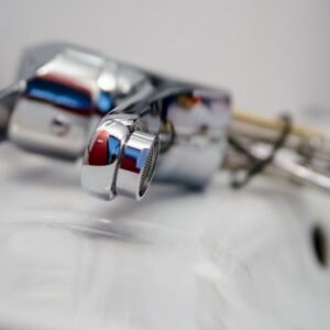 Técnicos reparadores de persianas y fontaneros profesionales en Alicante