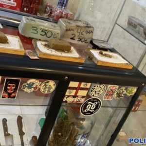 Desmantelan un supermercado de droga en Los Pajaritos