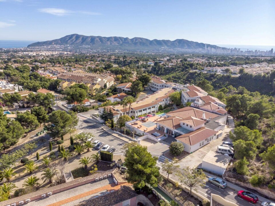 Montebello, una residencia situada en una zona privilegiada, cerca del mar y de la montaña, de la mano de Angomed Senior Living