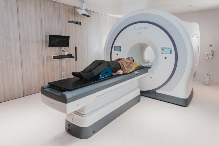 Qué es un seguro médico familiar: tipos y beneficios