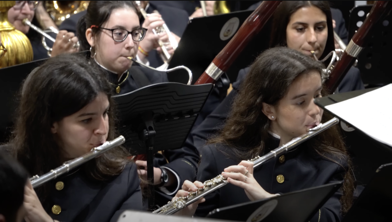 La Municipal de Coria del Río brilló en un emotivo concierto en el Convento del Santo Ángel