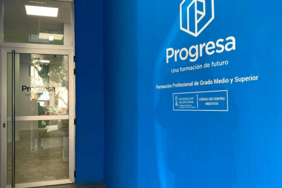 Alquilar aula en Valencia para formación y eventos con el centro Progresa