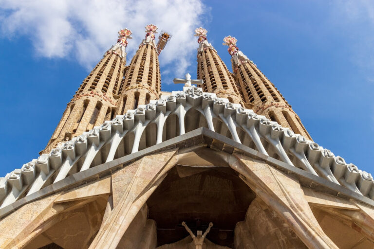 5 rutas originales para conocer España