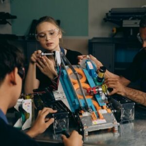 Los brazos robóticos: tecnología que aumenta la producción en las industrias
