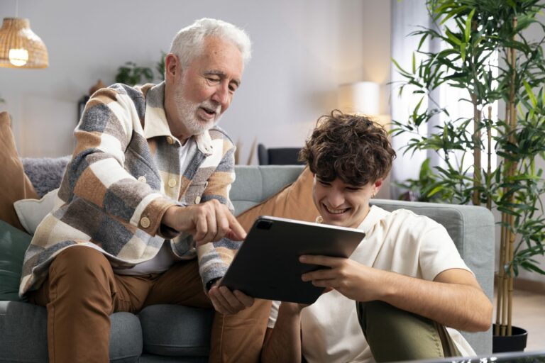 Pasatiempos la Bombilla: expertos en programas de entrenamiento mental para adultos y mayores