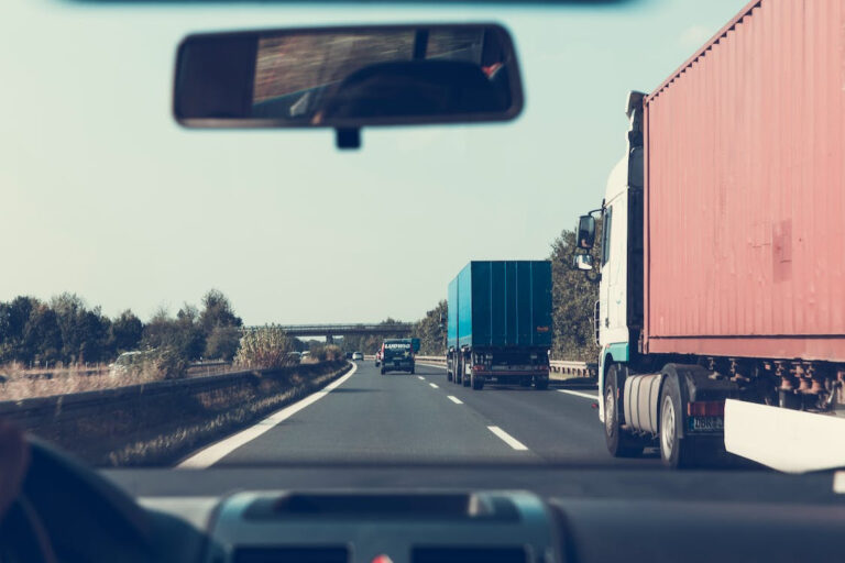 ¿Cómo es el transporte de mercancías en Sevilla y su provincia?