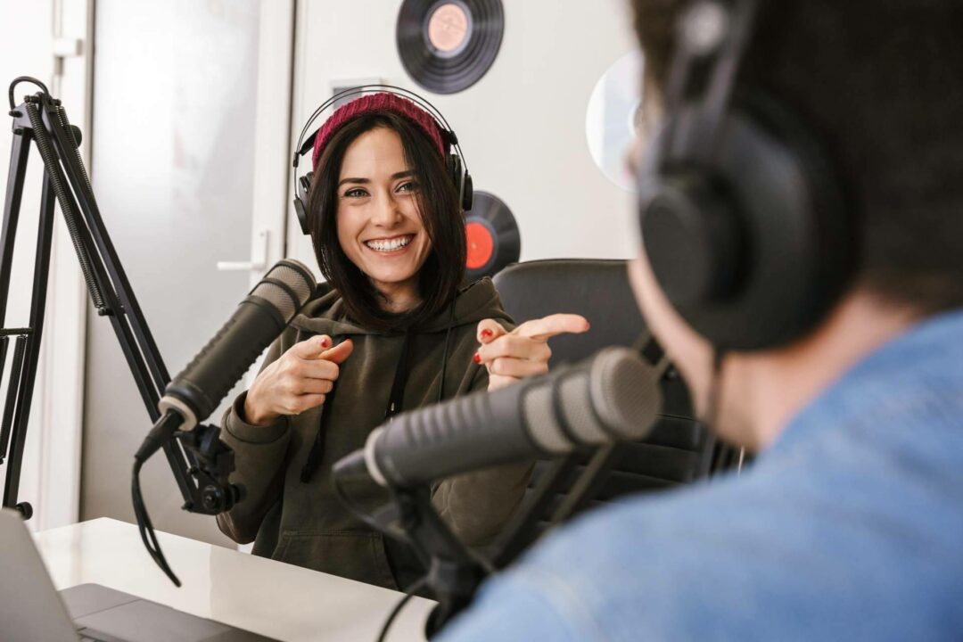 El pódcast de educación financiera de Roams con Iván Patxi a los mandos, 'Biengastando'