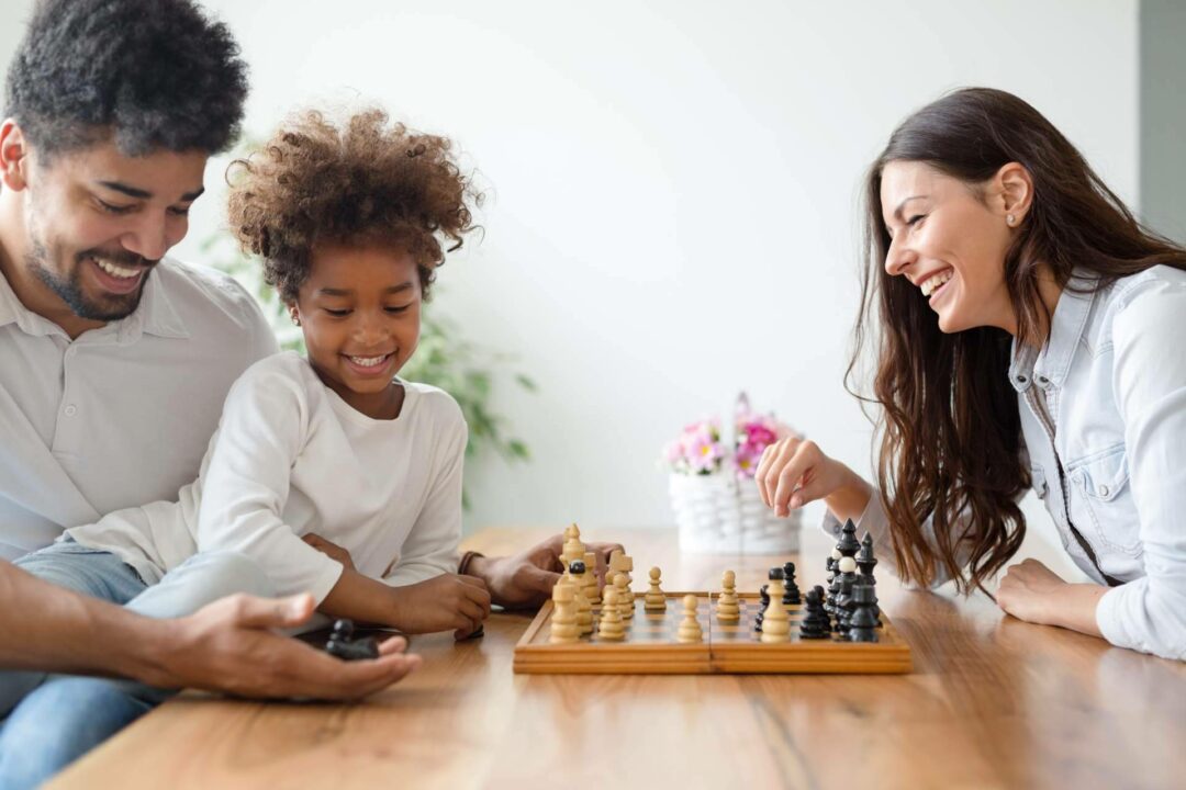 Cavernia dispone de juegos de mesa que enganchan