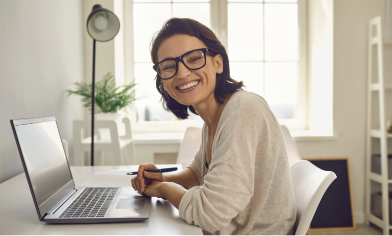 Aspectos clave para elegir la Escuela de Negocios en línea ideal