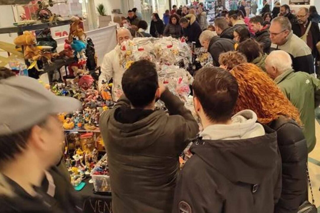 El Mercado del juguete de Madrid desembarca en Fuenlabrada; juguetes, coleccionismo y diversión para toda la familia