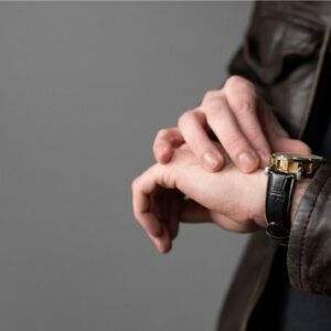 El tiempo en las muñecas: un viaje creativo a través de los relojes para hombre