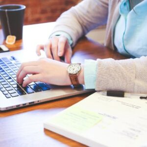 Invierte en un software de gestión para optimizar tu modelo de negocio