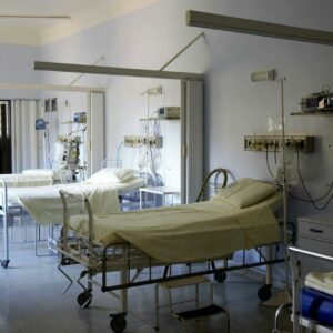 Auxiliar de enfermería, un trabajo fundamental en la sanidad