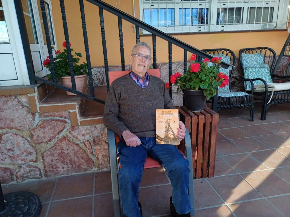 Higinio Aira García publica ‘El legado de un minero’, un libro autobiográfico que muestra la historia de los últimos mineros de Asturias