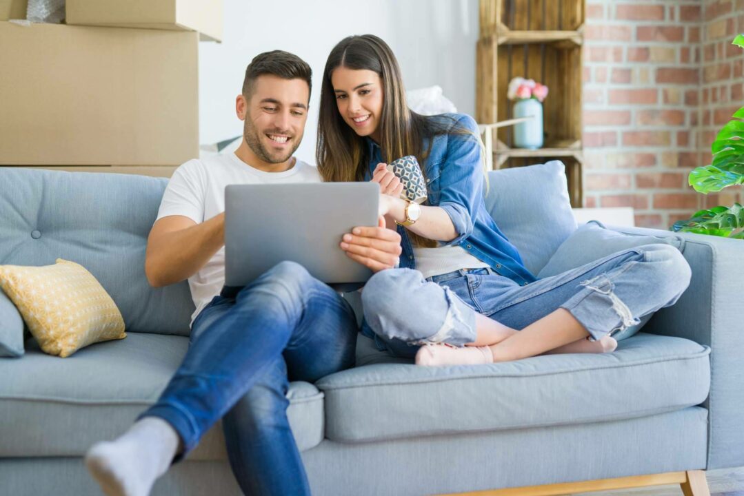 Sofás baratos en La Tienda HOME, productos de decoración que garantizan comodidad a un precio accesible