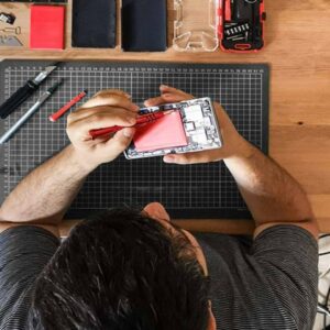 Vodafone España destinó a la reutilización y reciclaje más de 1200 toneladas de dispositivos en el último año