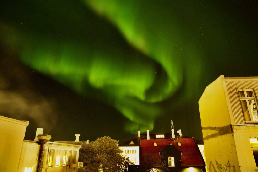 Ver auroras boreales sobre el cielo islandés es más sencillo con Aldu Experience