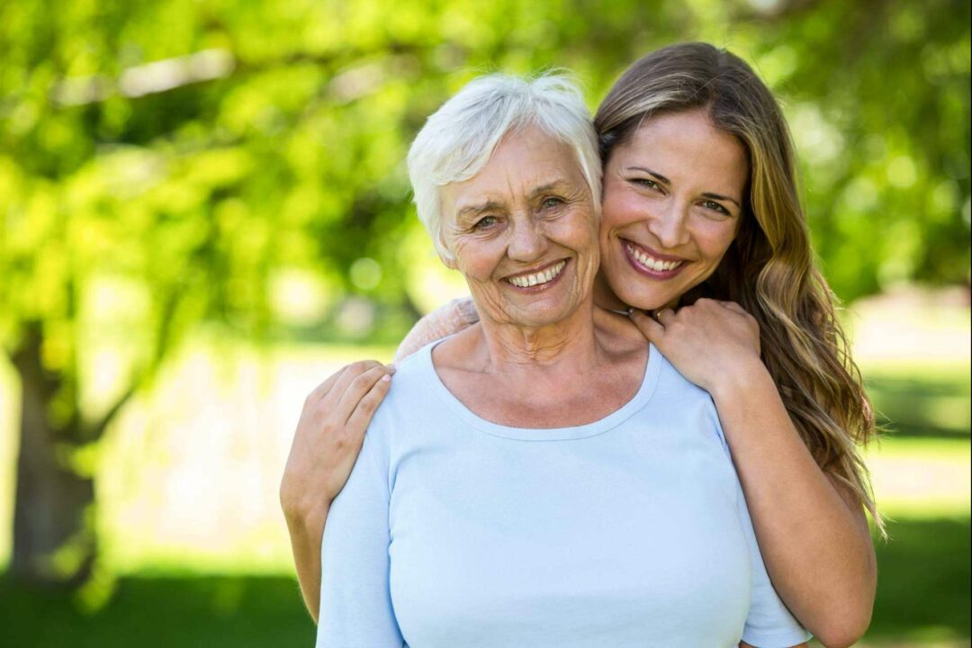 Servicio personalizado de atención a personas de la tercera edad, de la mano de algunos de los mejores cuidadores