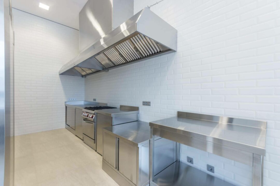 Soluciones personalizadas con campanas de cocina industriales
