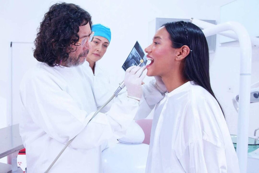 El diseño de sonrisa con ortodoncia de Marlon Becerra mejora la apariencia y potencia la autoestima